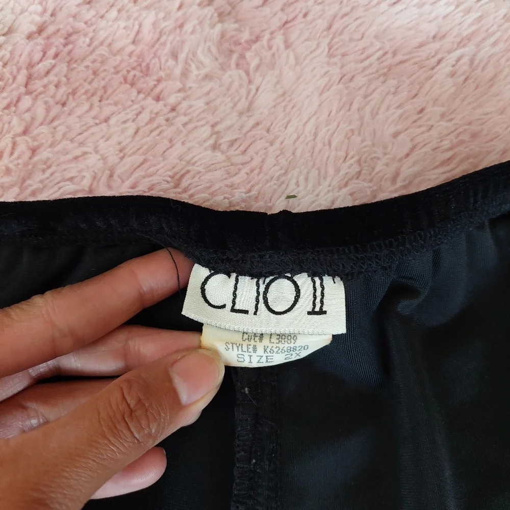 Clio II Vintage‎ Black Velvet Skirt Size 2X